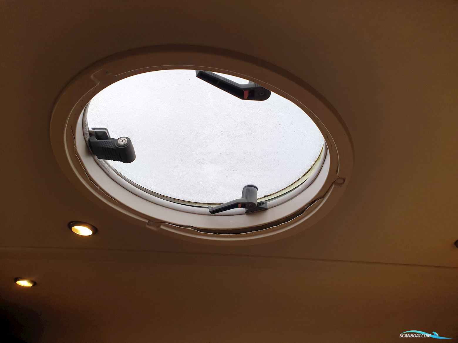 Sunseeker Comanche 40