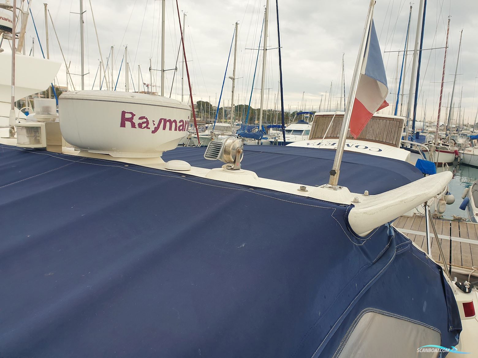 Sunseeker Comanche 40