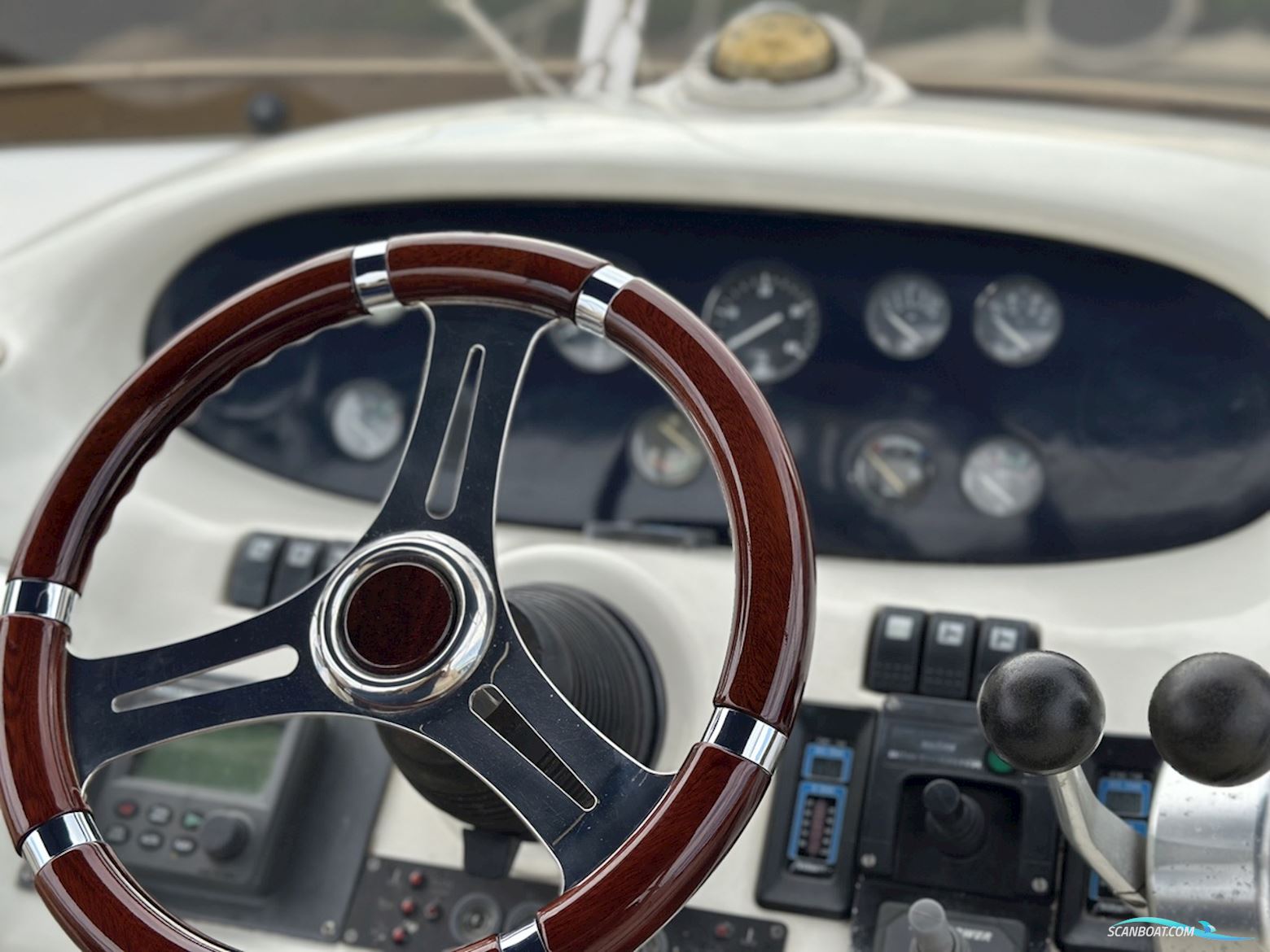 Sunseeker Manhattan 48