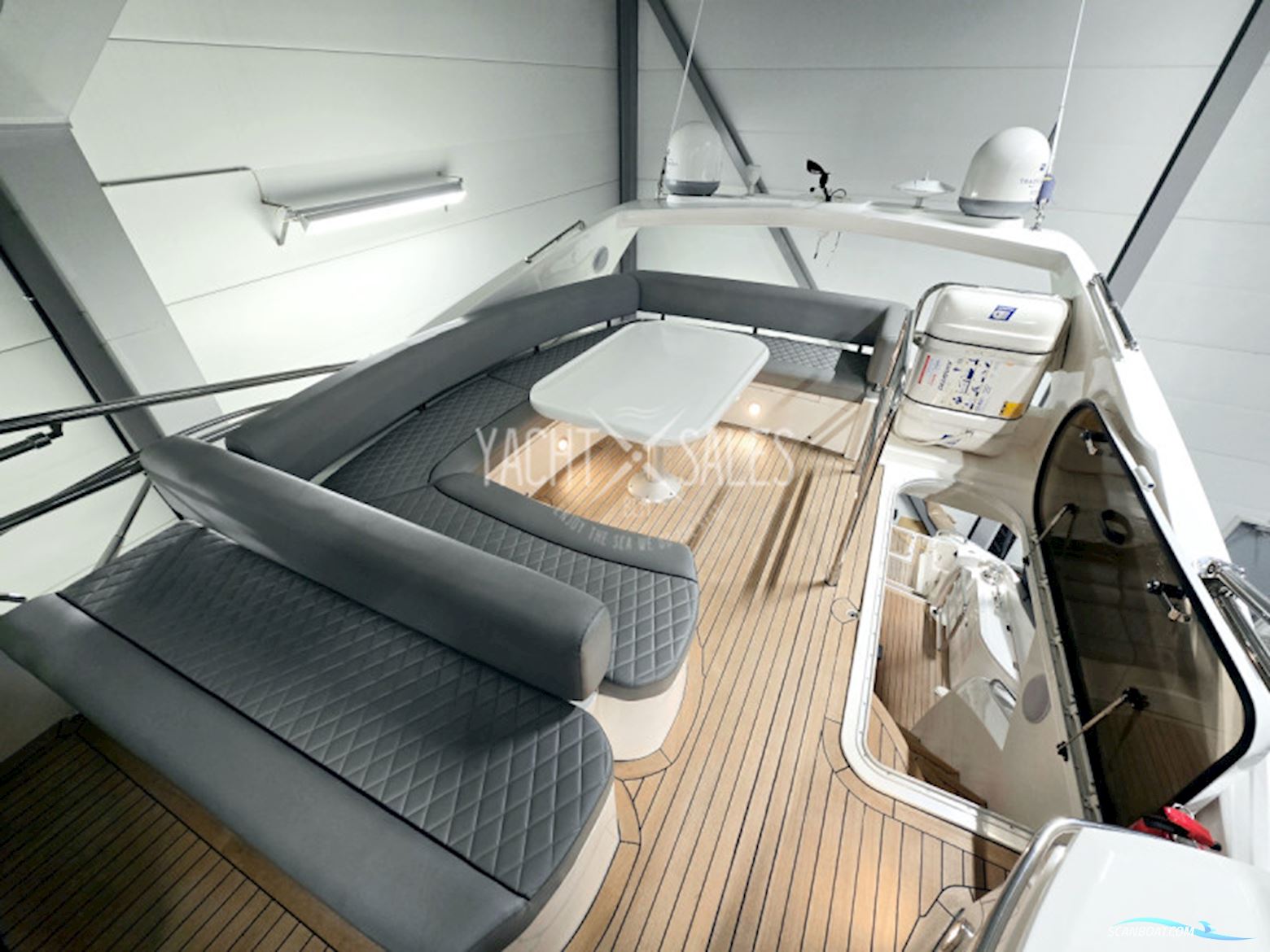 Sunseeker Manhattan 50 Fly