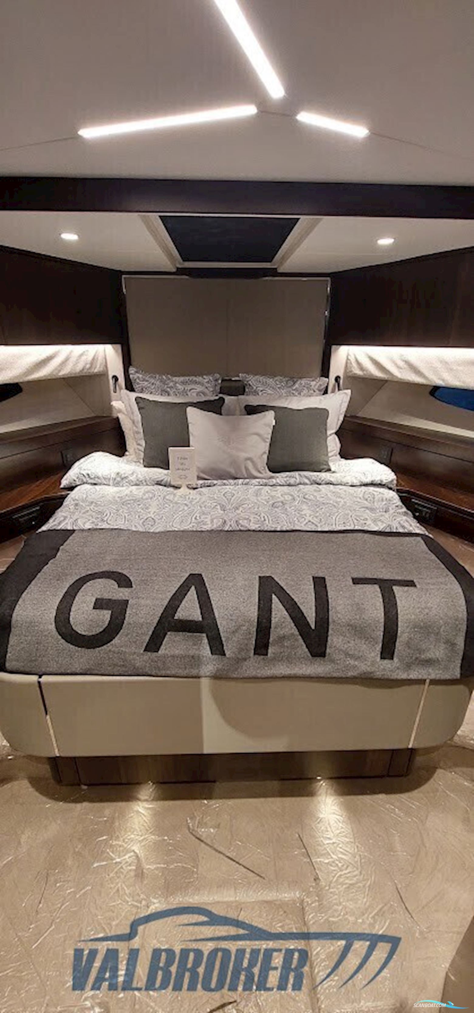 Sunseeker Manhattan 55