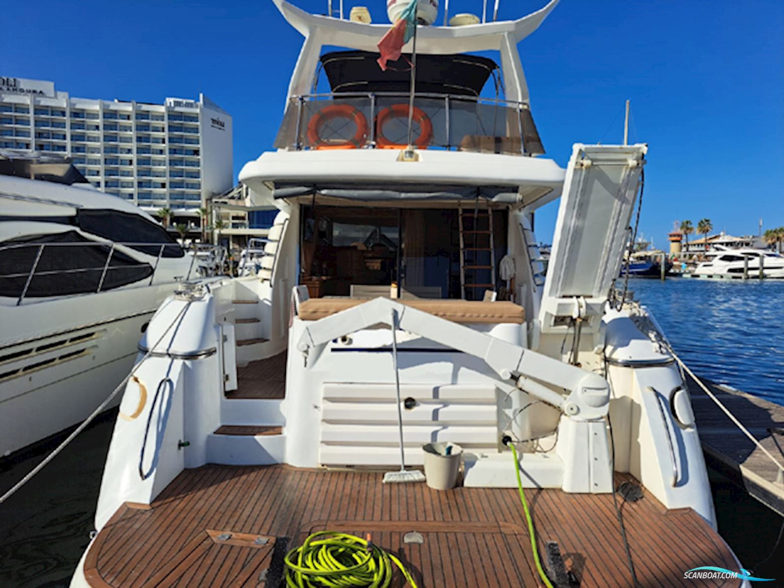 Sunseeker Manhattan 62
