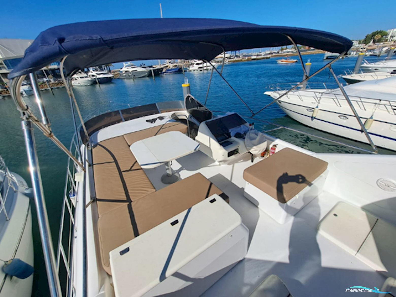 Sunseeker Manhattan 62