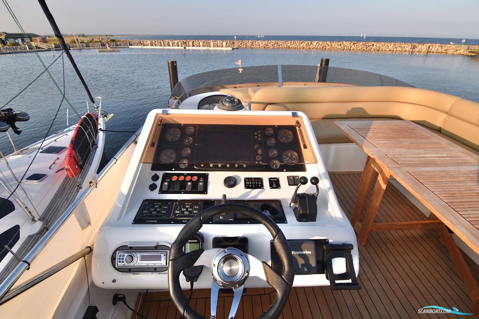 Sunseeker Manhattan 62