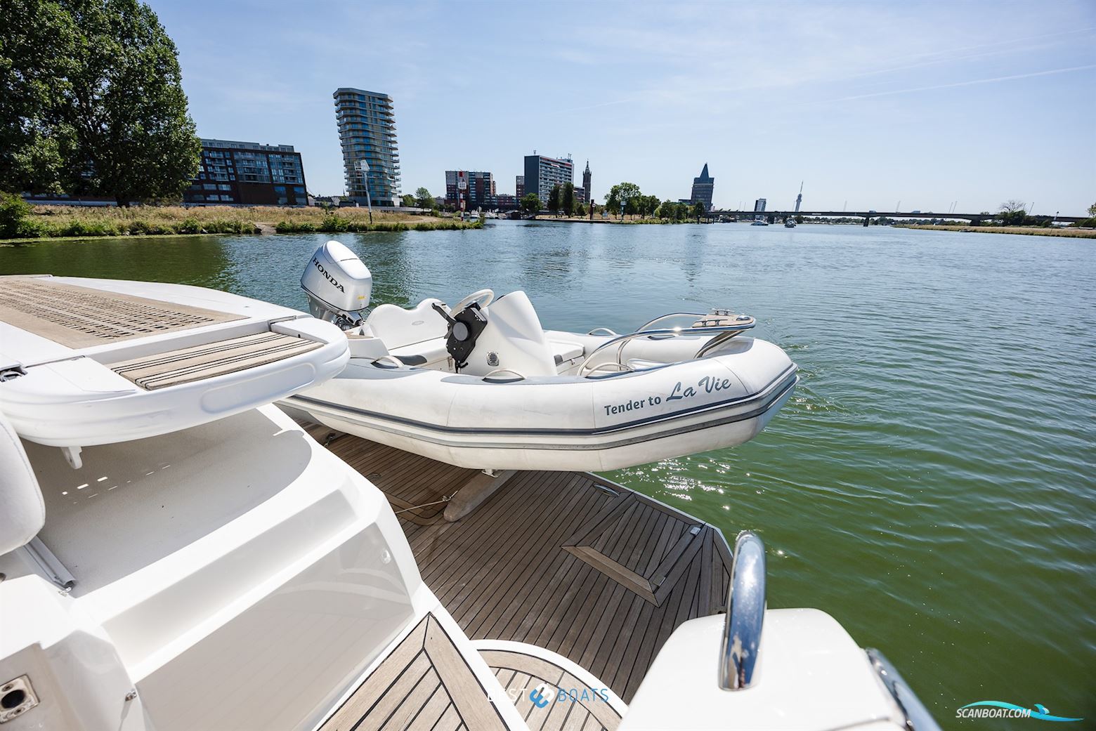 Sunseeker Manhattan 64