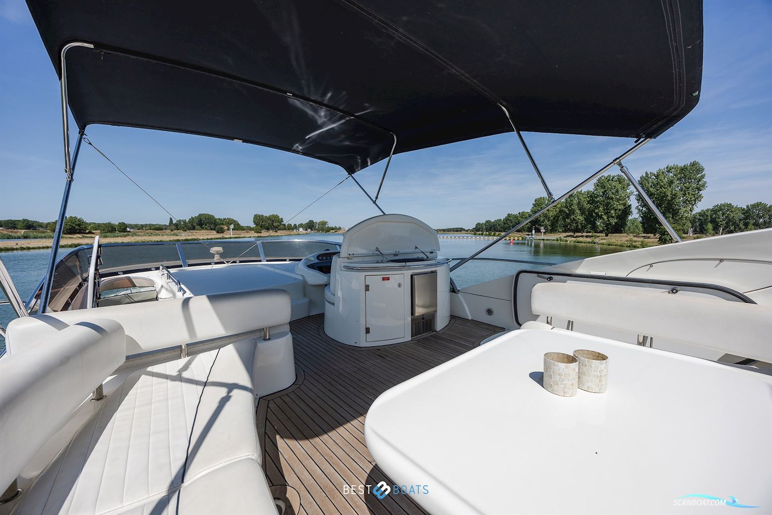 Sunseeker Manhattan 64