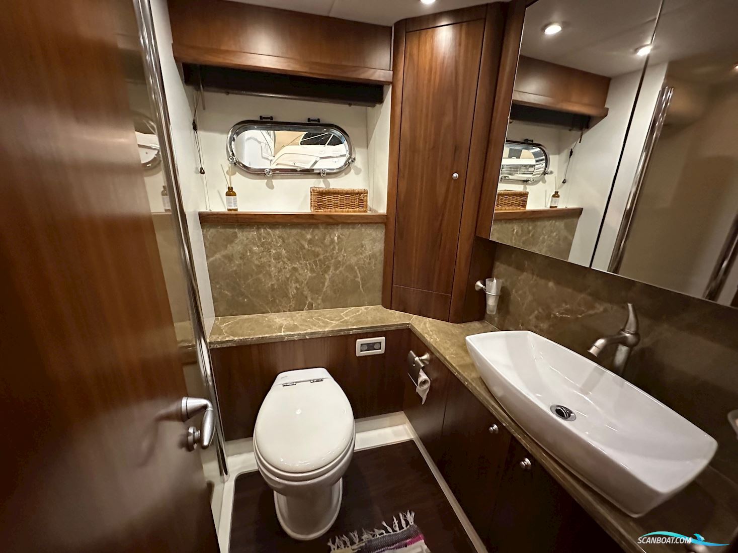 Sunseeker Manhattan 70