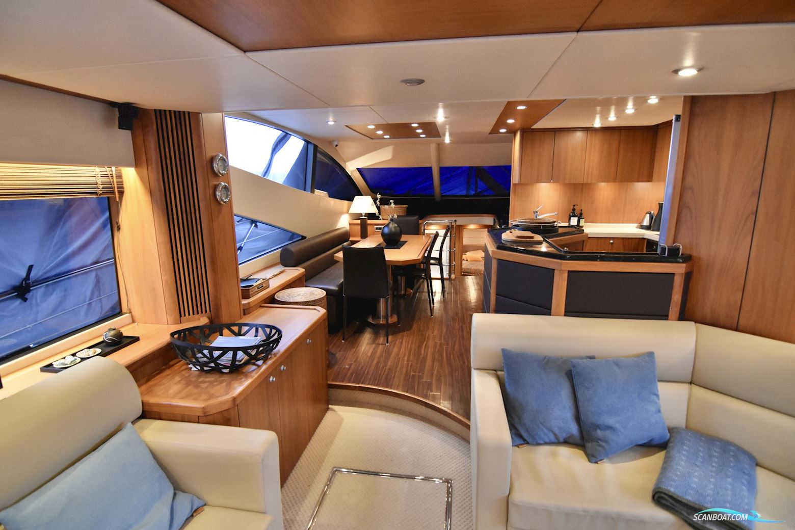 Sunseeker manhattan 70