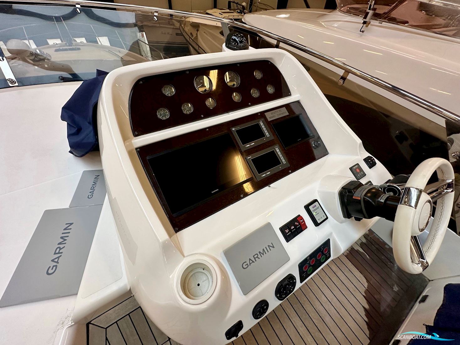 Sunseeker manhattan 70