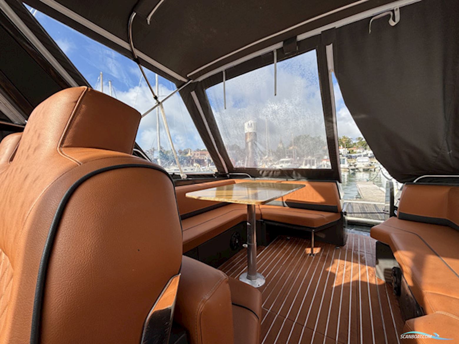 Sunseeker Martinique 38