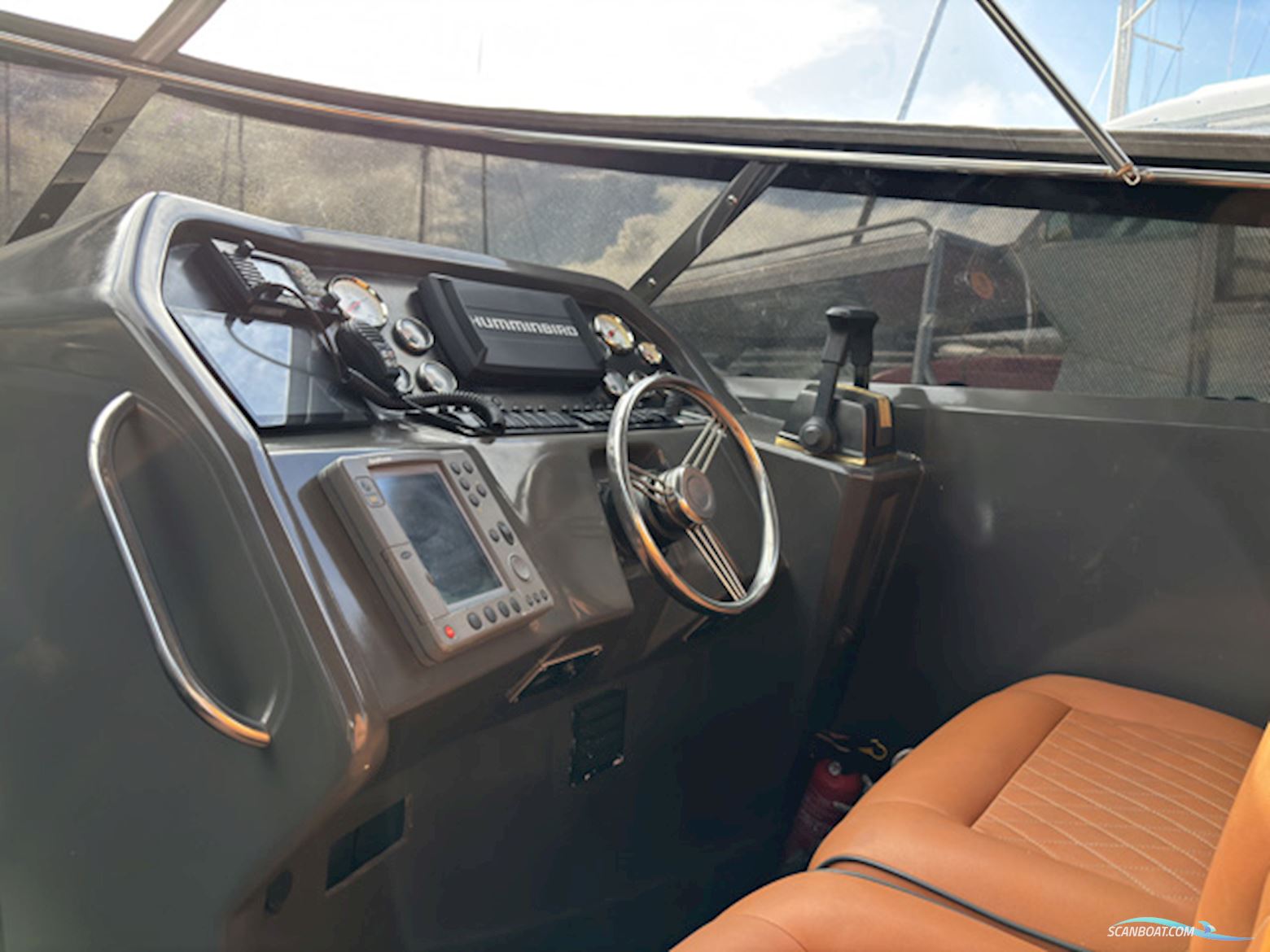 Sunseeker Martinique 38