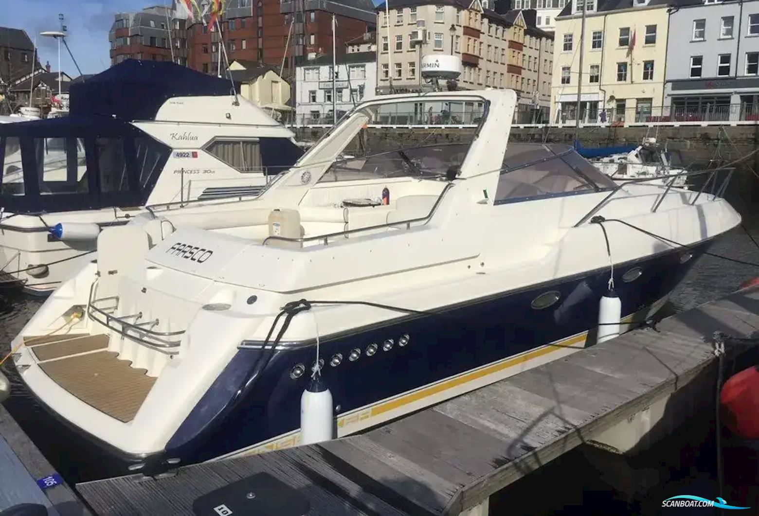 Sunseeker Martinique 38 Motorboat 1992, with VOLVO PENTA - KAD 42 DP engine, United Kingdom