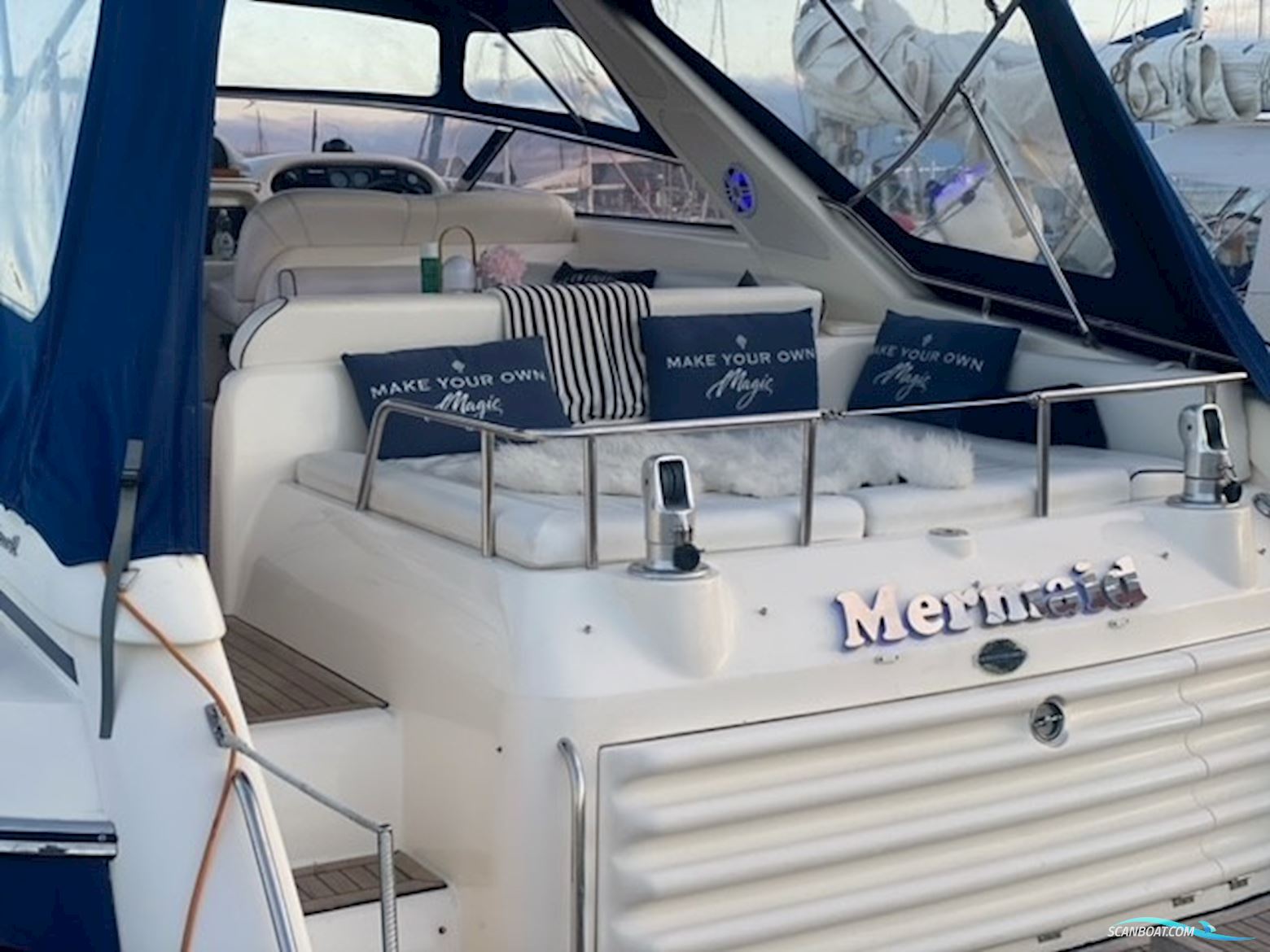 Sunseeker Mustique 42