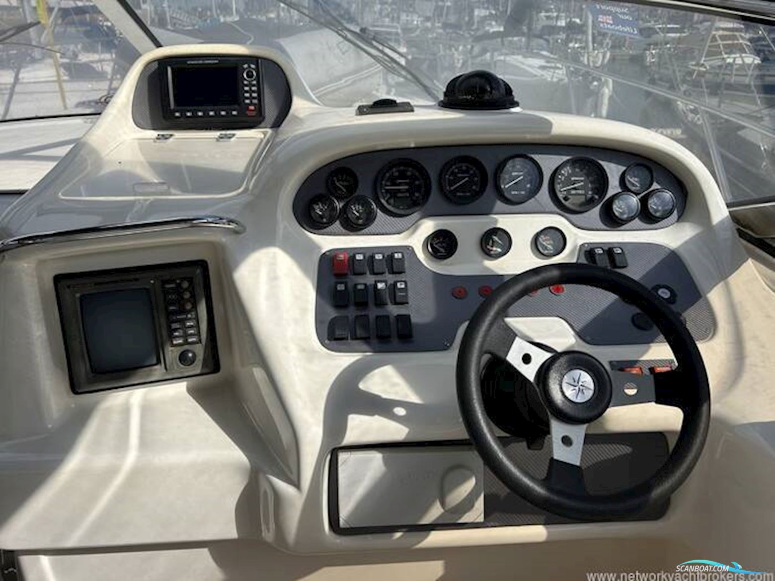 Sunseeker Mystique 42