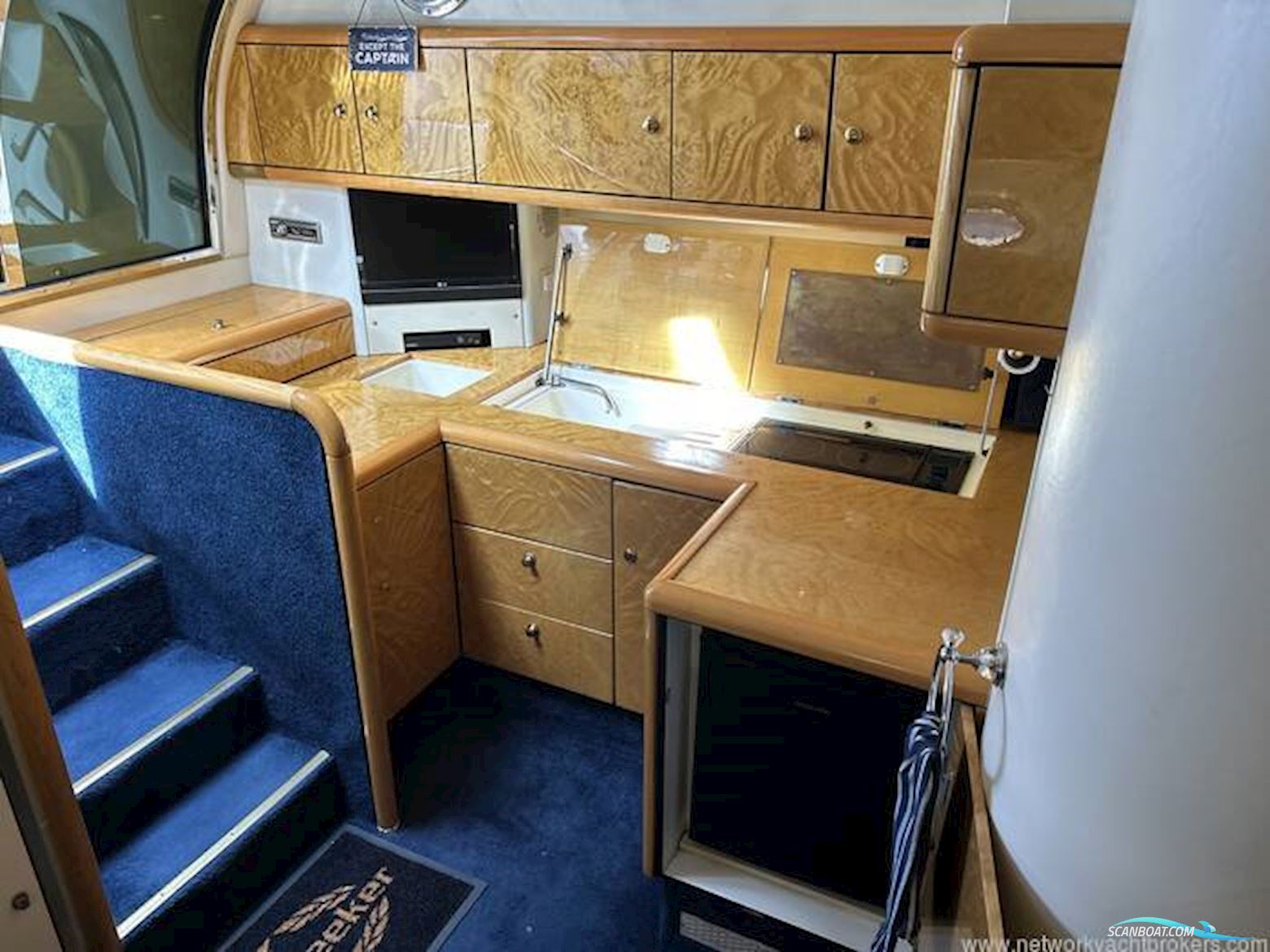 Sunseeker Mystique 42