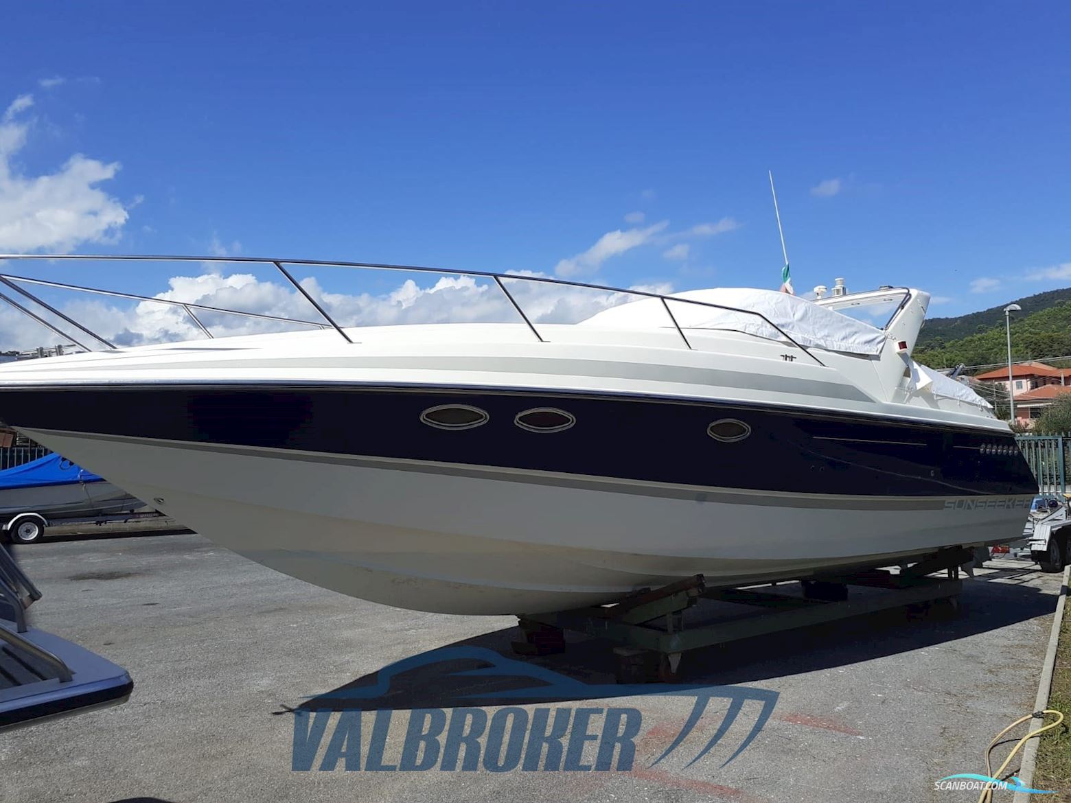 Sunseeker Portofino 34 Motorboat 1991, with Volvo Penta engine, Italy