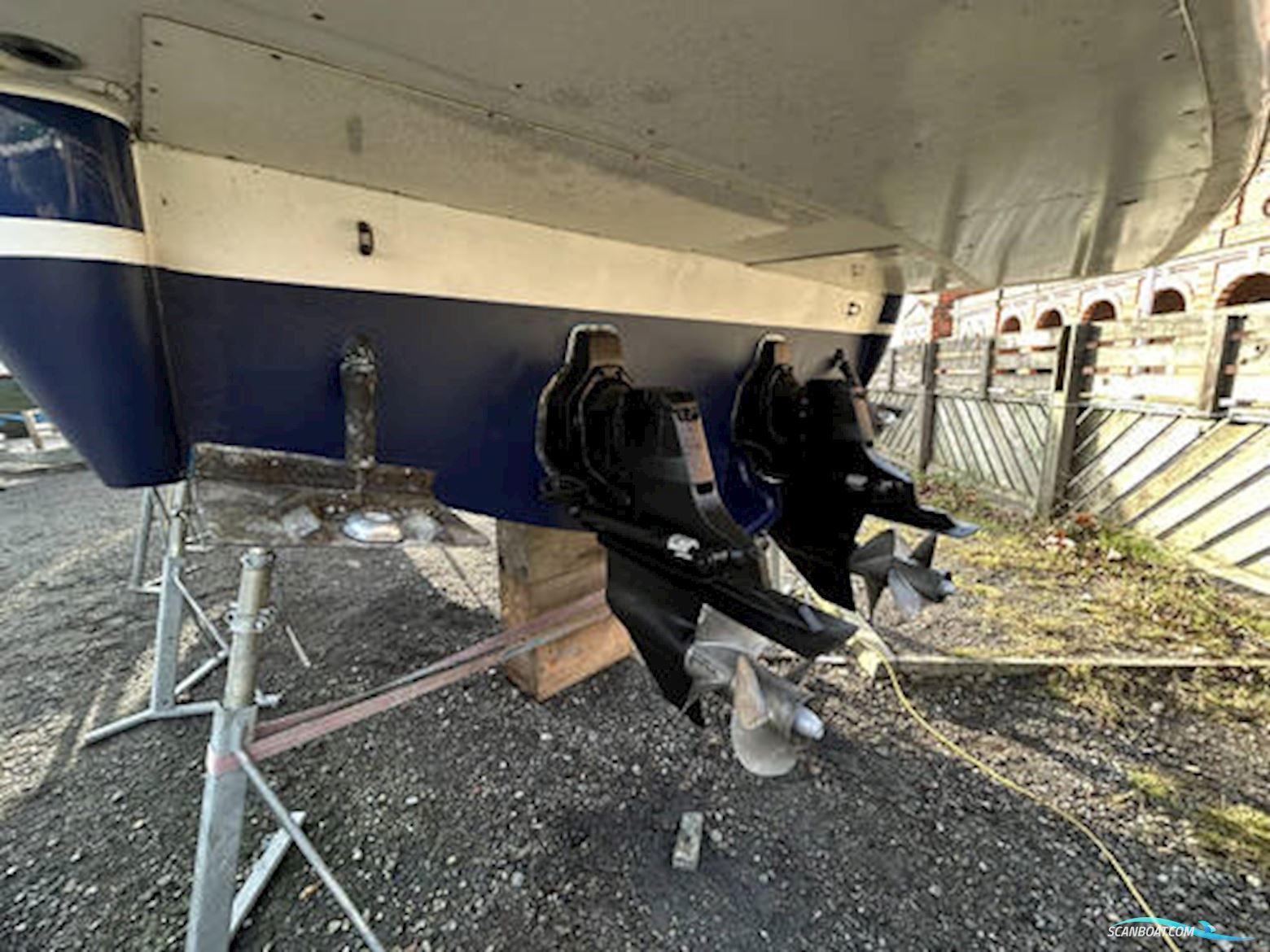 Sunseeker Portofino 400