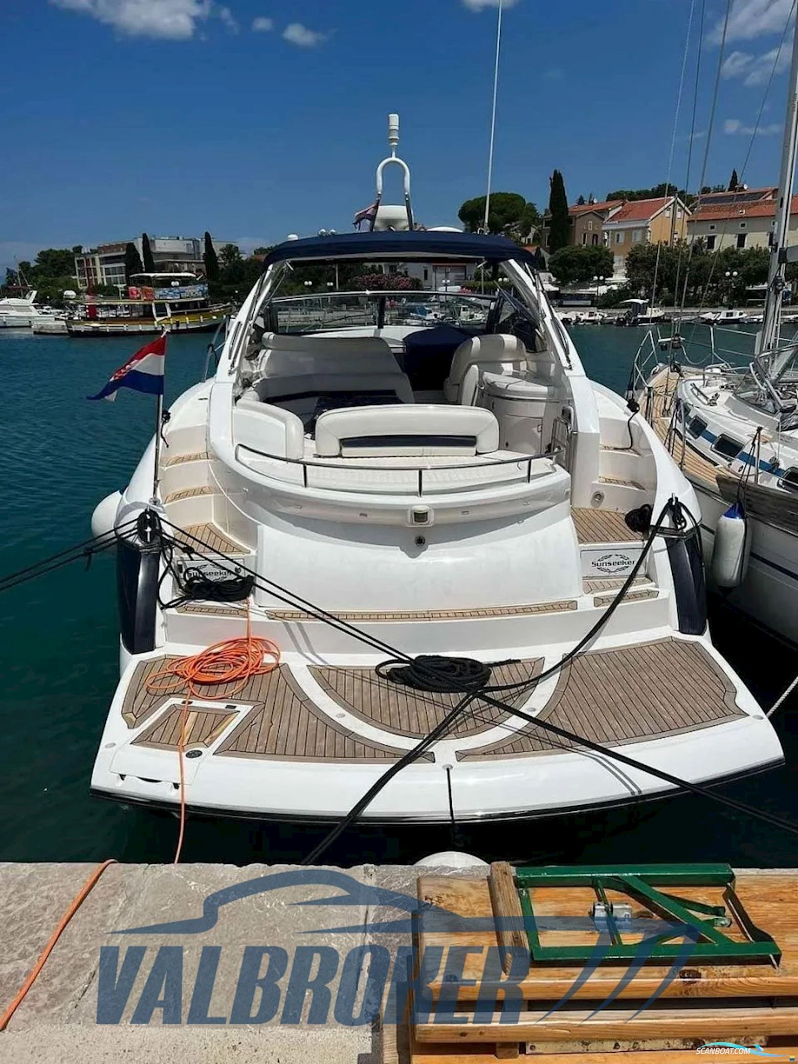 Sunseeker Portofino 46