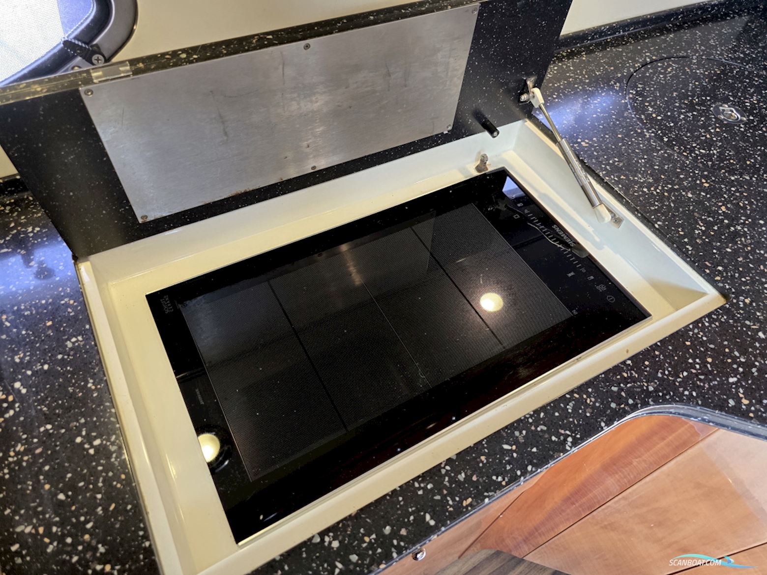 Sunseeker Portofino 46