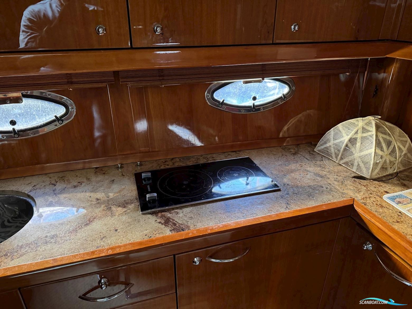 Sunseeker Portofino 47