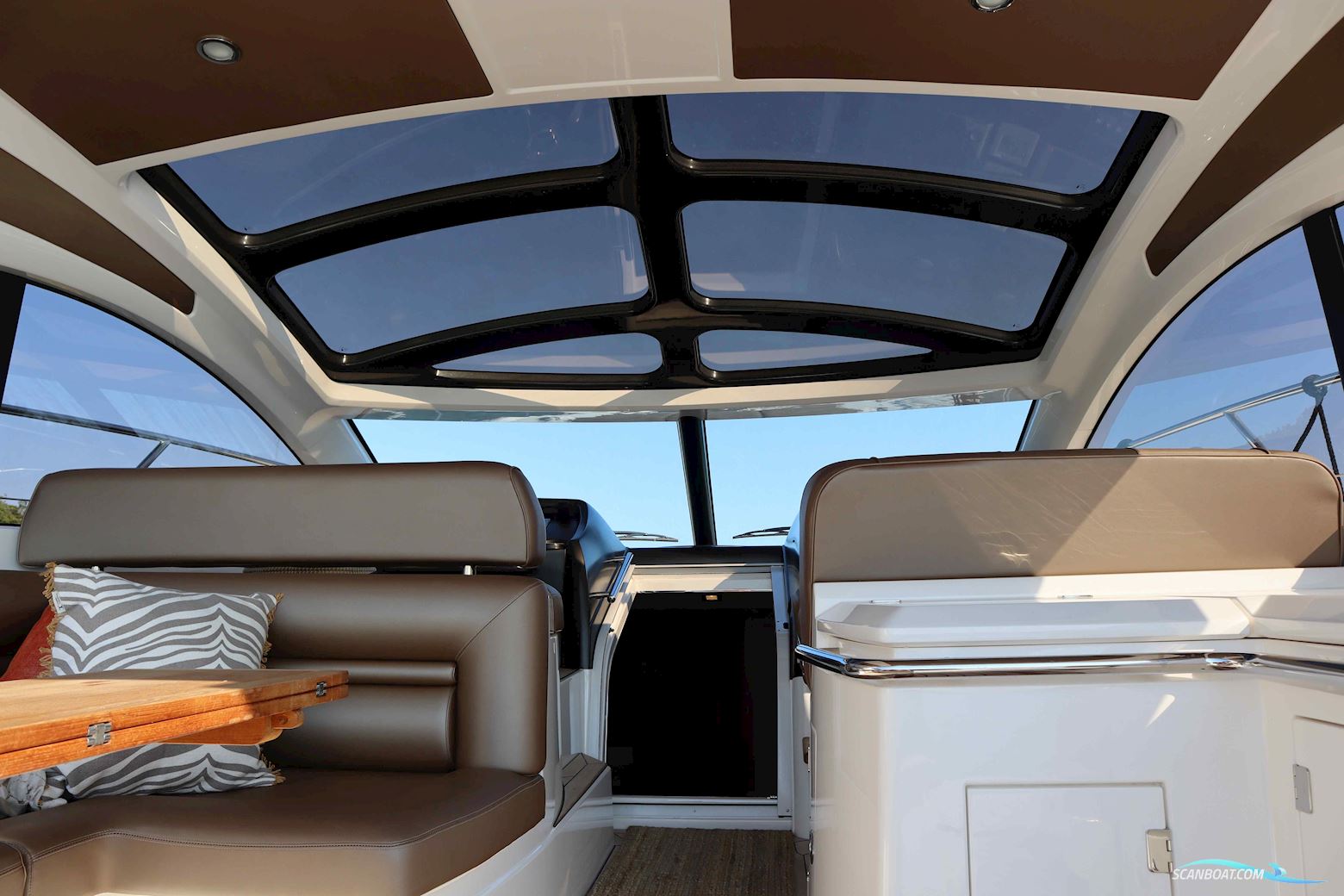 Sunseeker Portofino 48