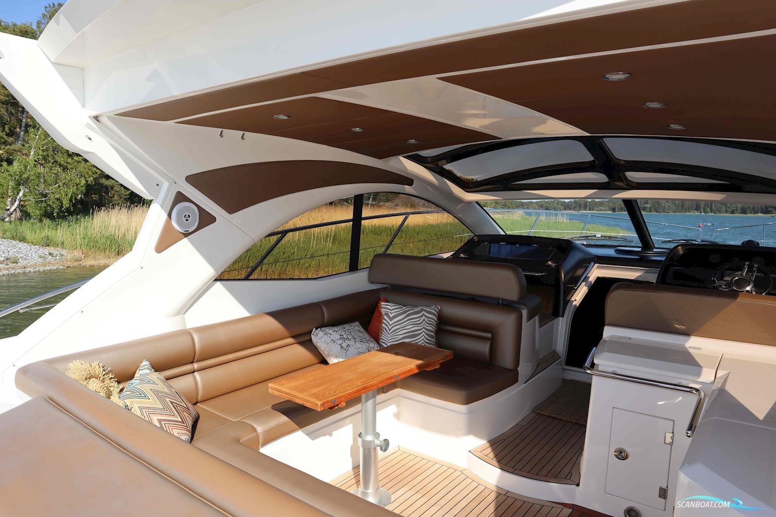 Sunseeker Portofino 48