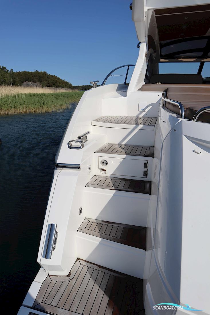 Sunseeker Portofino 48