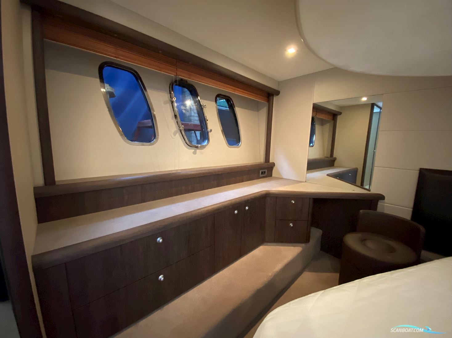 Sunseeker Predator 52