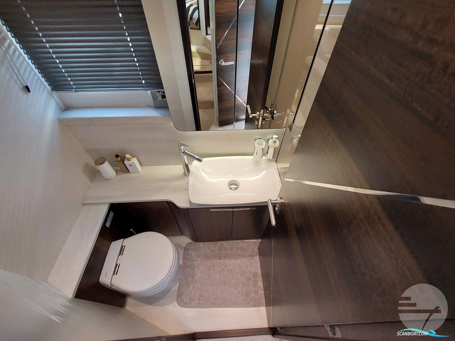 Sunseeker Predator 55 EVO