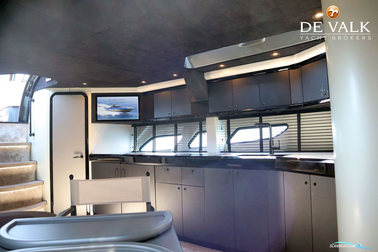 Sunseeker Predator 56