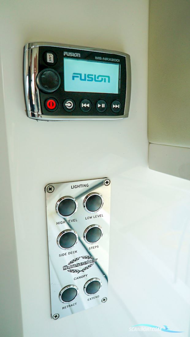 Sunseeker Predator 57