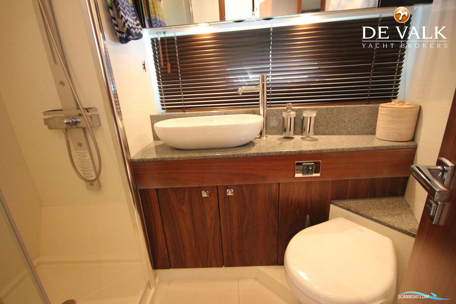Sunseeker Predator 60
