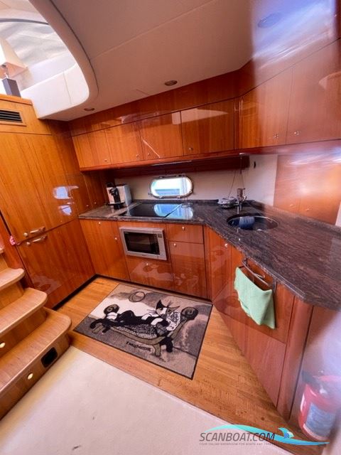 Sunseeker Predator 62