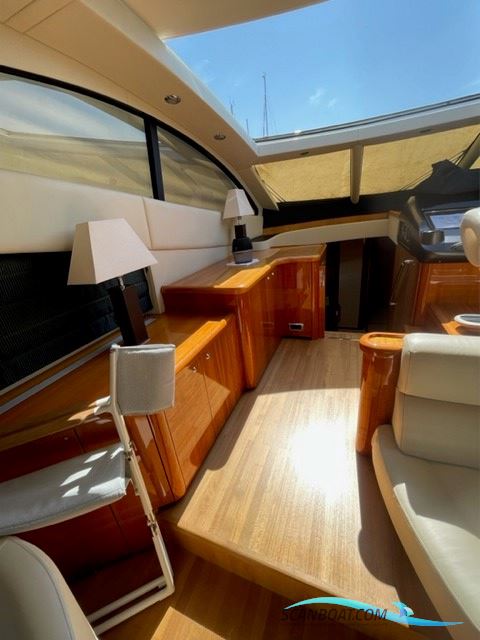 Sunseeker Predator 62