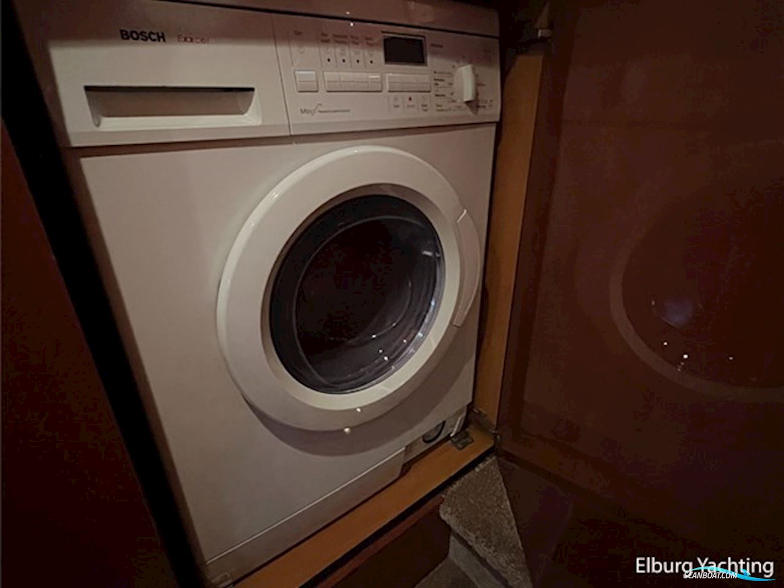 Sunseeker Predator 62