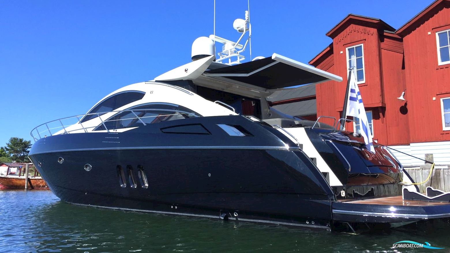 Sunseeker Predator 62