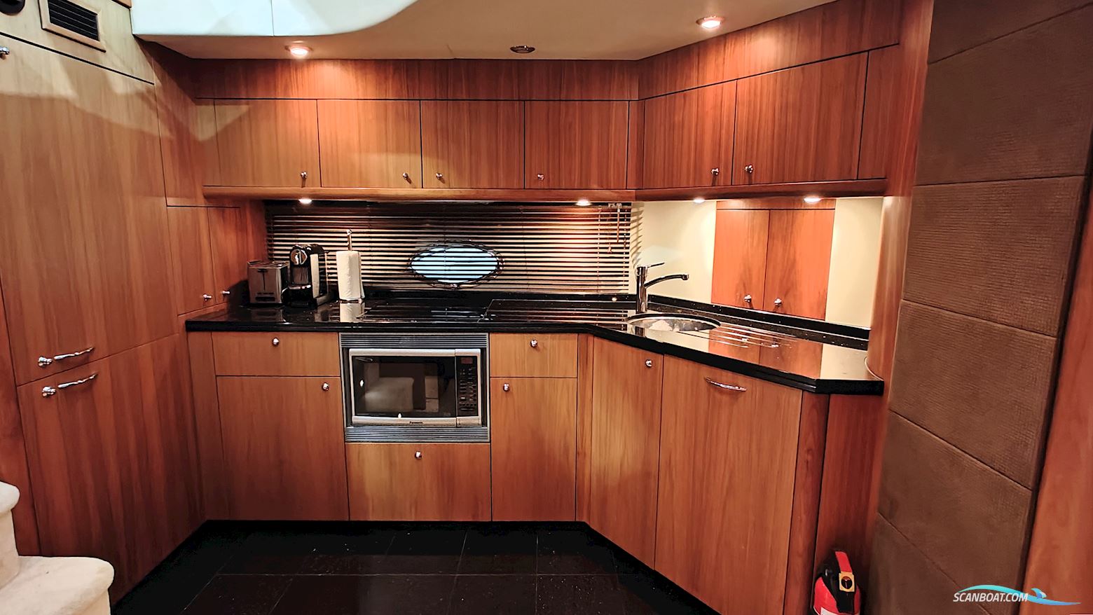 Sunseeker Predator 62