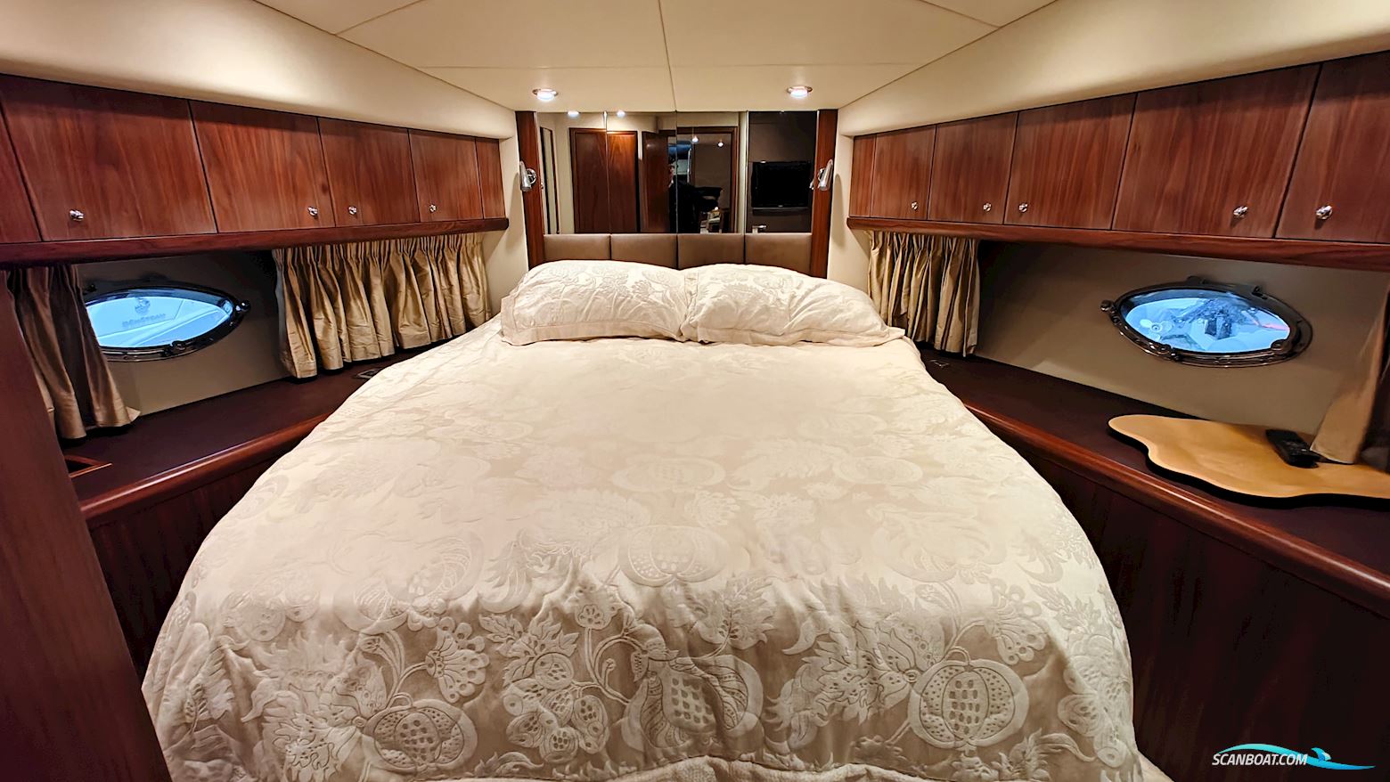 Sunseeker Predator 62