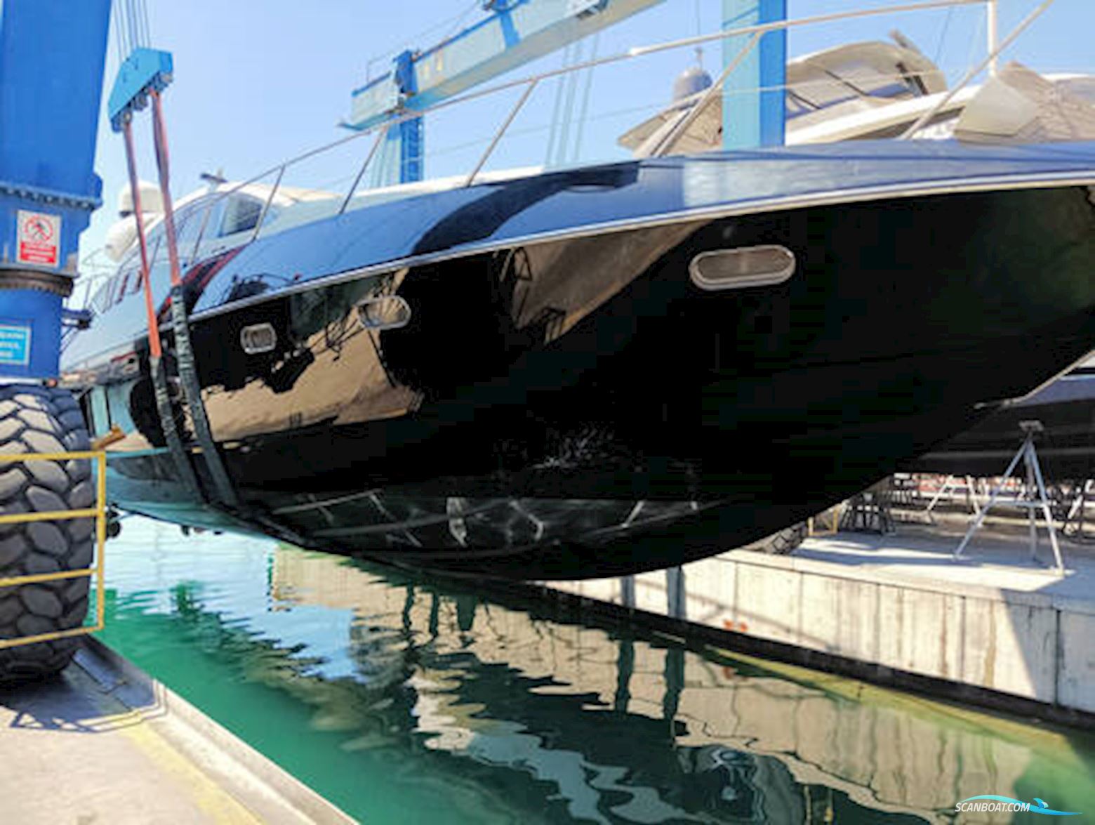 Sunseeker Predator 74