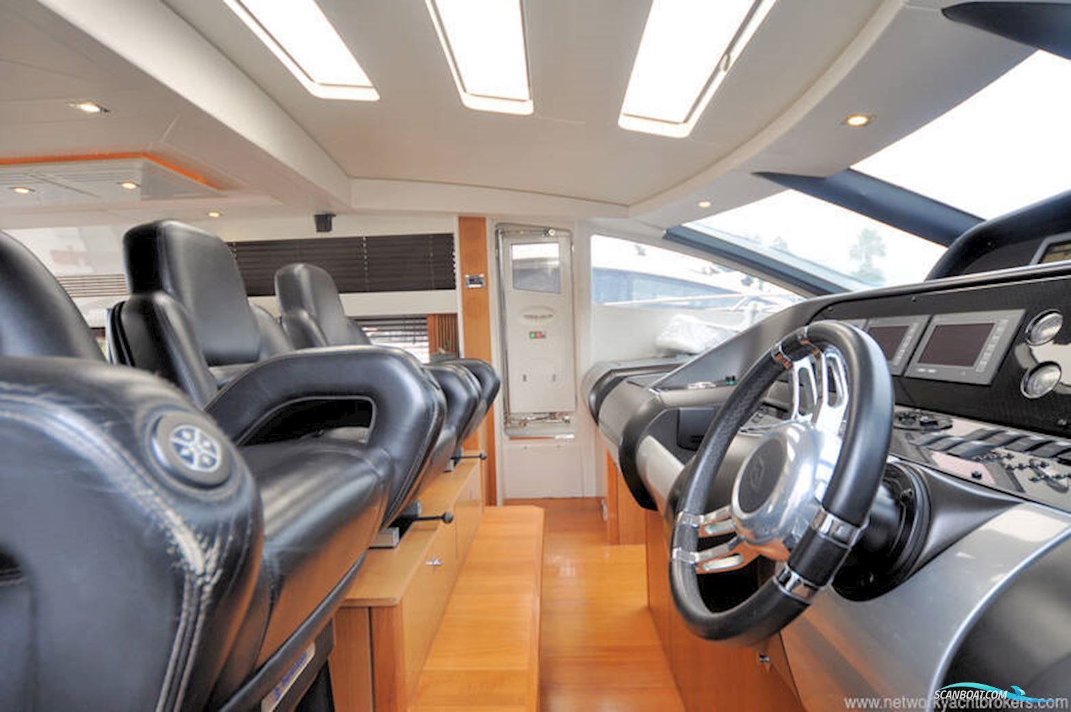 Sunseeker Predator 74