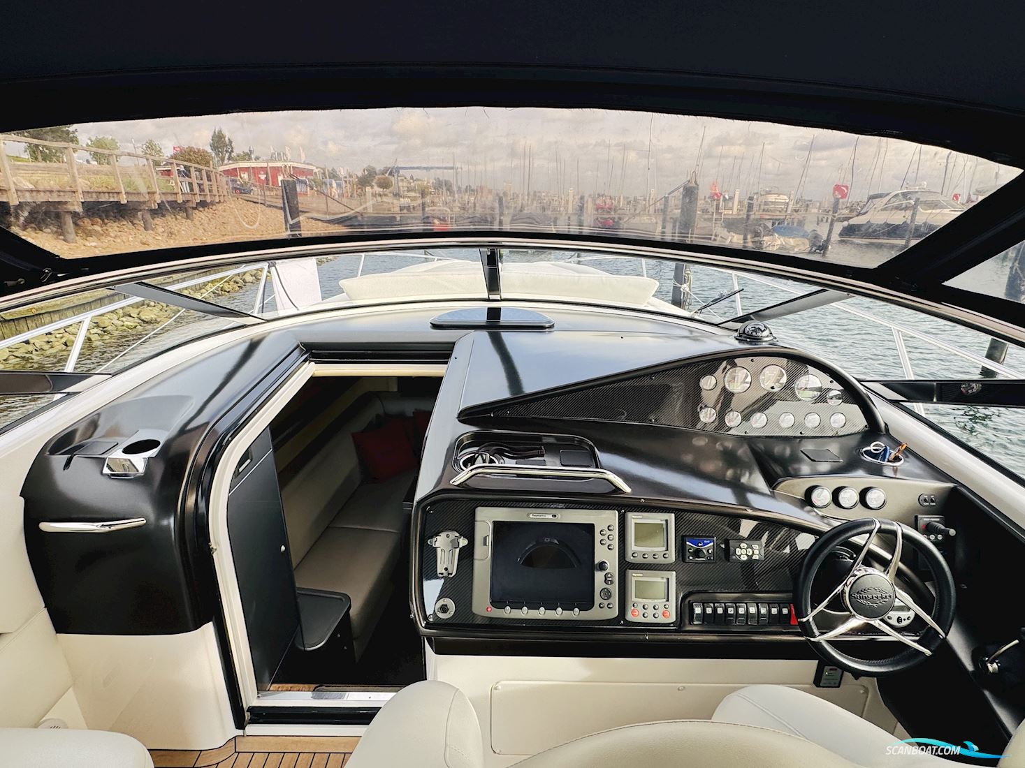 Sunseeker Superhawk 43