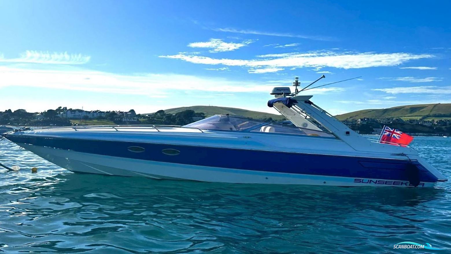 Sunseeker Tomahawk 37 Mk2 Motorboat 1992, with Volvo Penta engine, United Kingdom