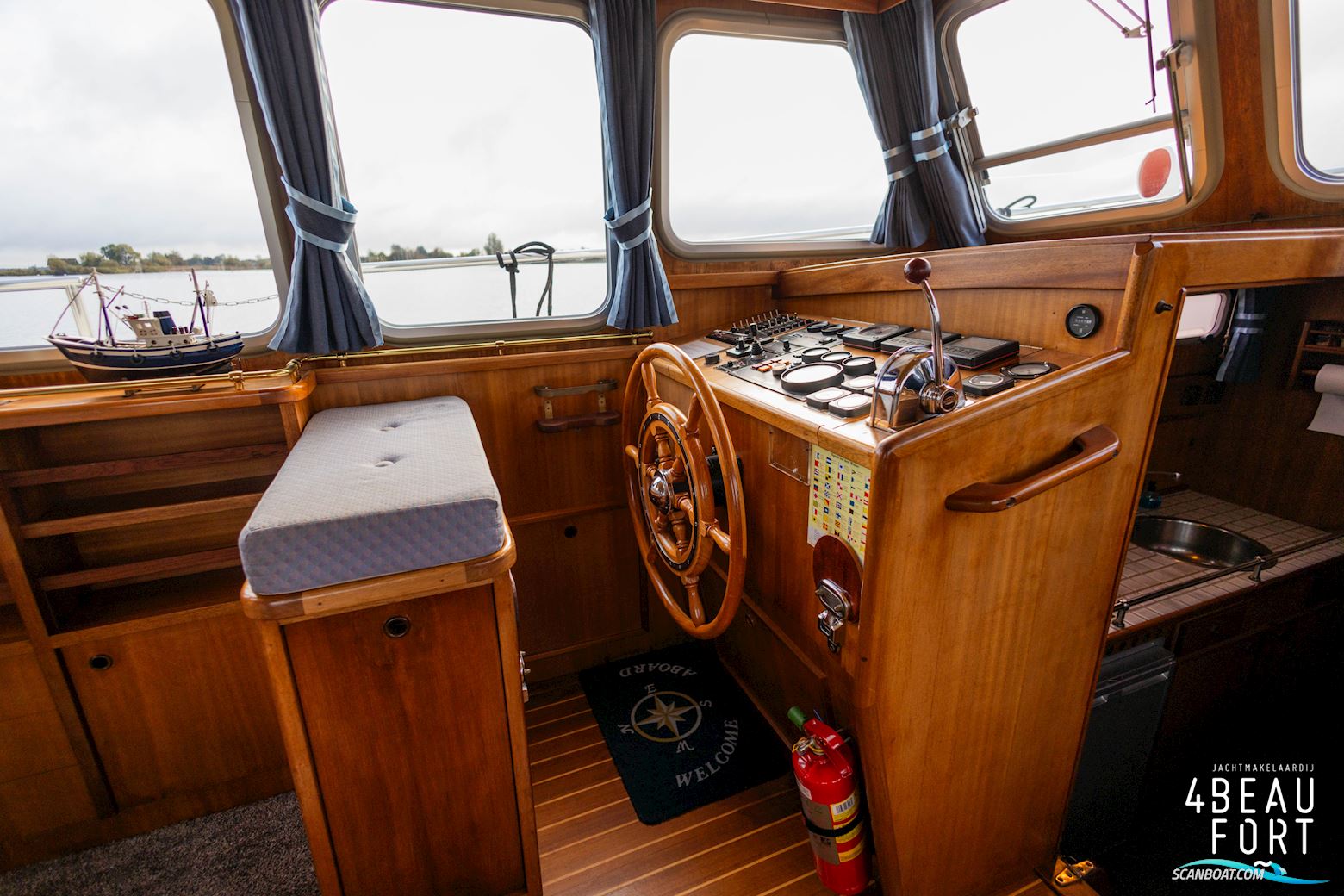 Super Lauwersmeer Kotter 1250 AK