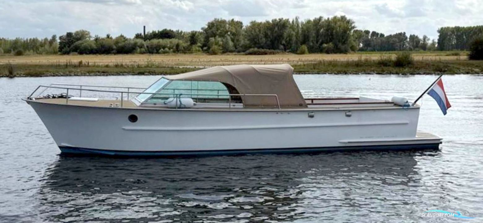 Super Van Craft 10.60 2.0 Motorboat 1960, with Perkins engine, The Netherlands