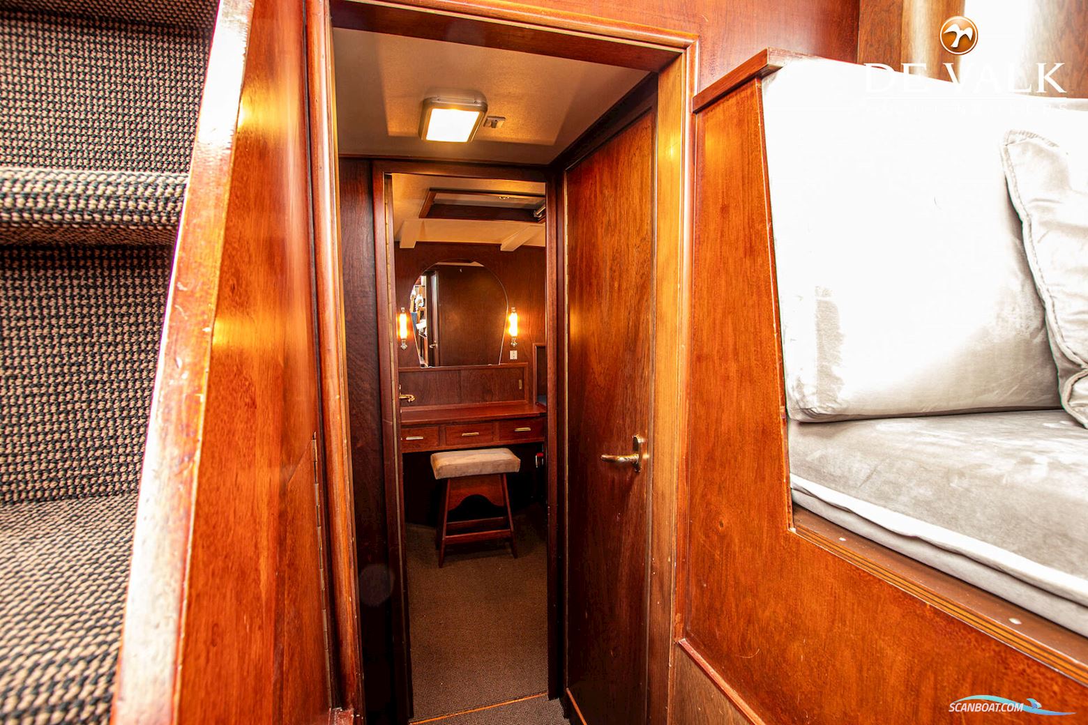 Super Van Craft 1160