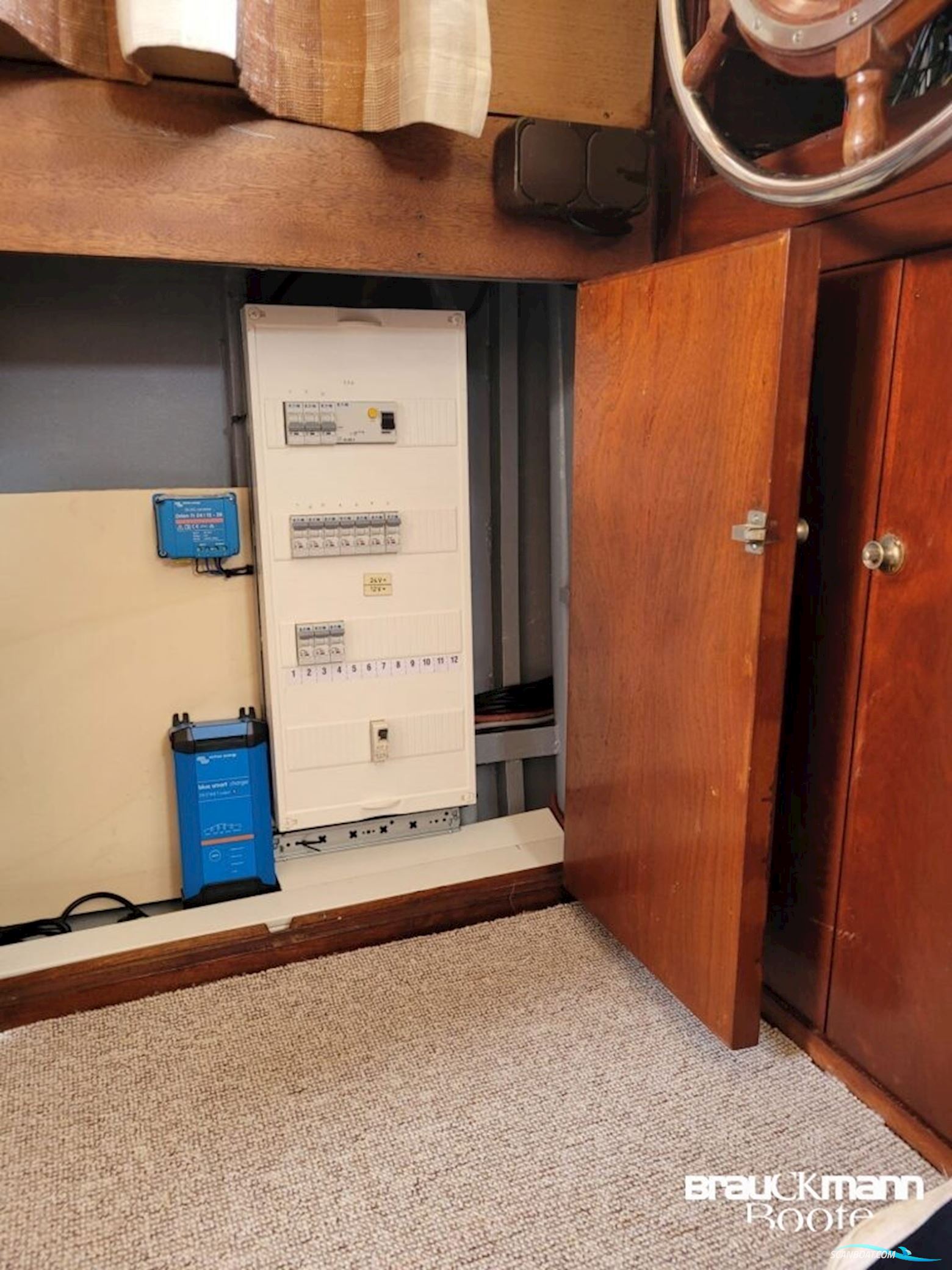 Super Van Craft 1200