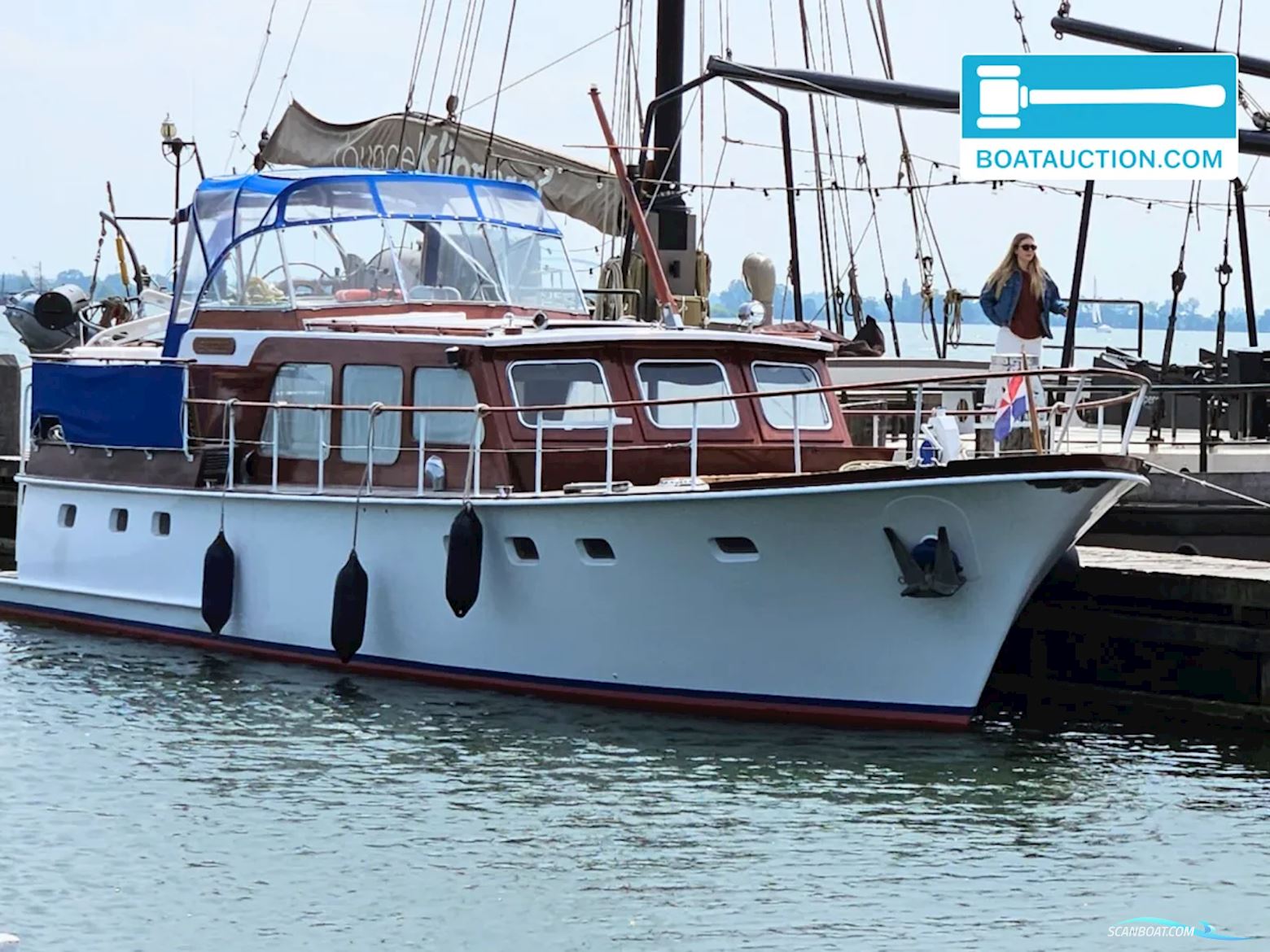 Super Van Craft 1260 Motorboat 1977, with Daf engine, The Netherlands