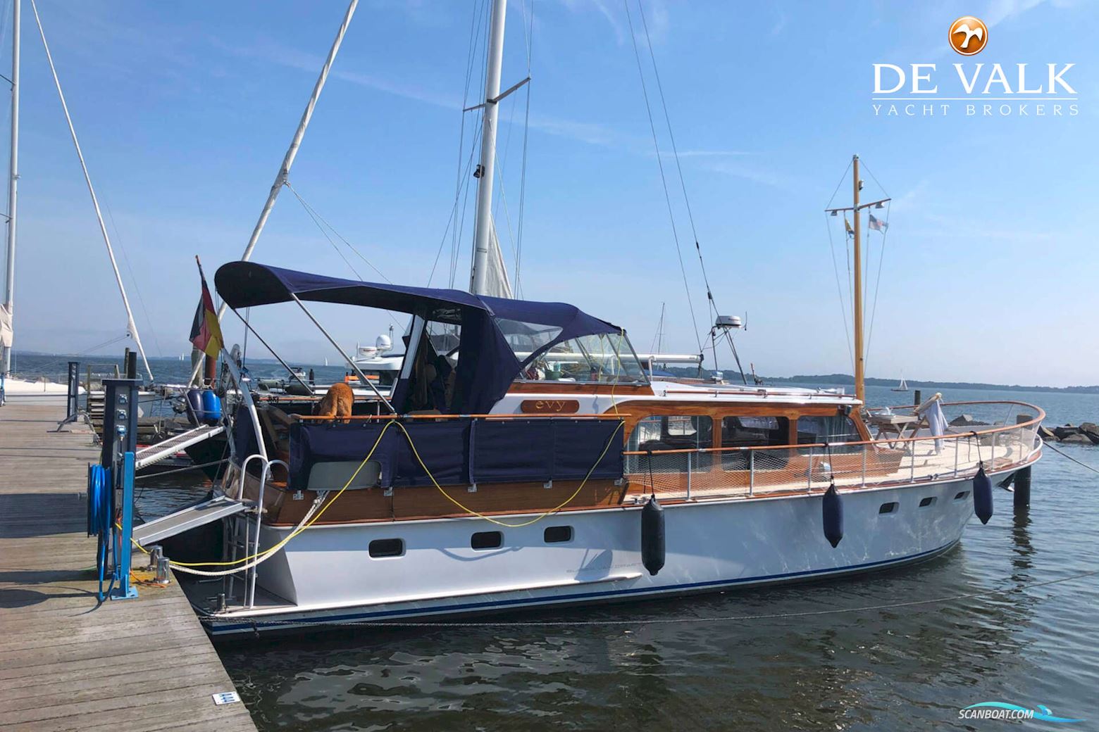 Super Van Craft 1320 Motorboat 1973, with Daf engine, Germany