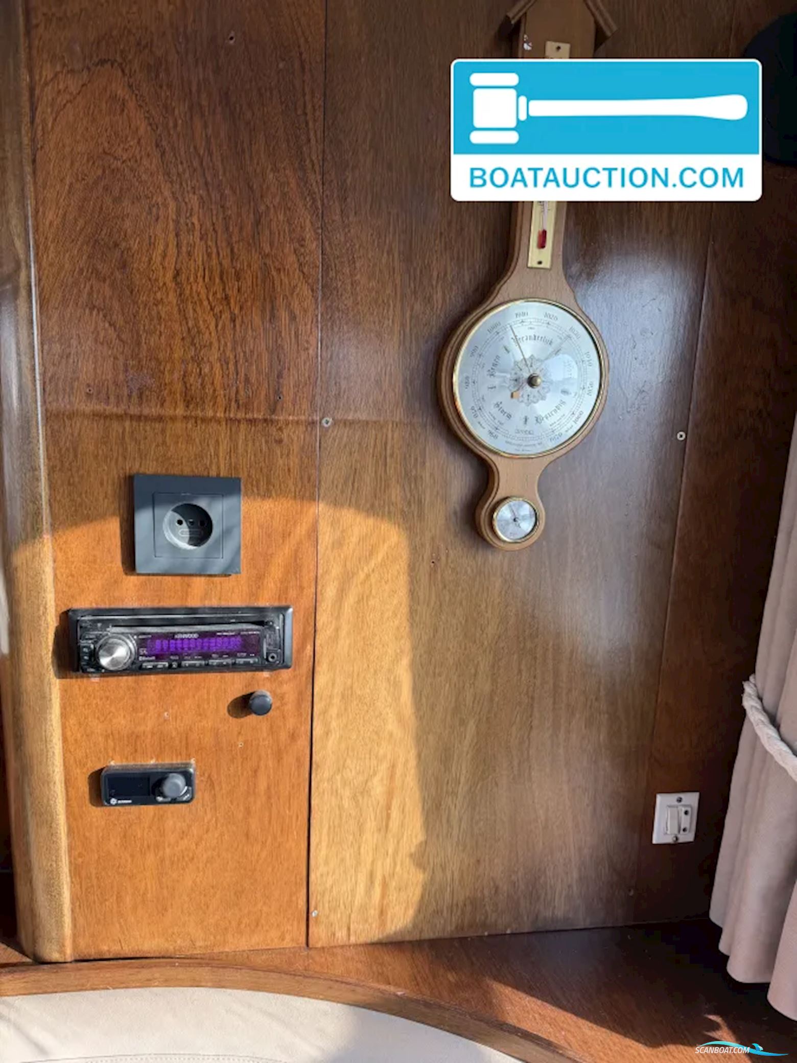 Super Van Craft 13.50