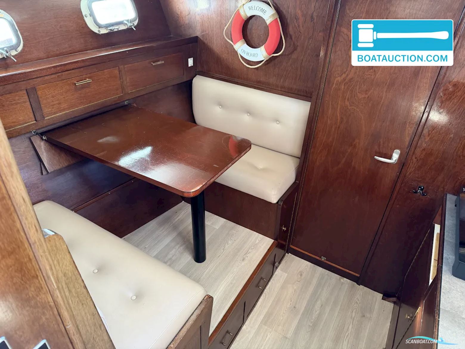 Super Van Craft 13.50